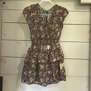 AMERICAN EAGLE floral tiered mini dress